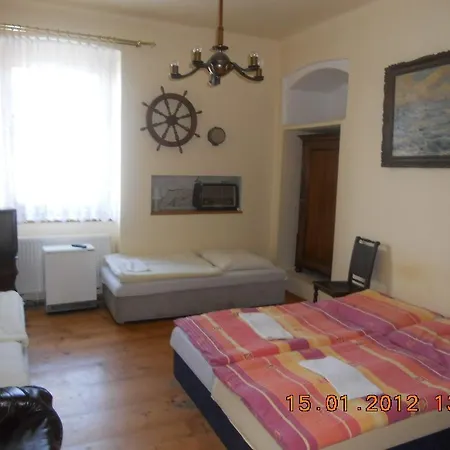 Sebastopol 3*